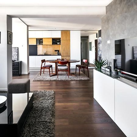 2 Bedroom Penthouse In City Center, Free Parking SJJ Exterior foto